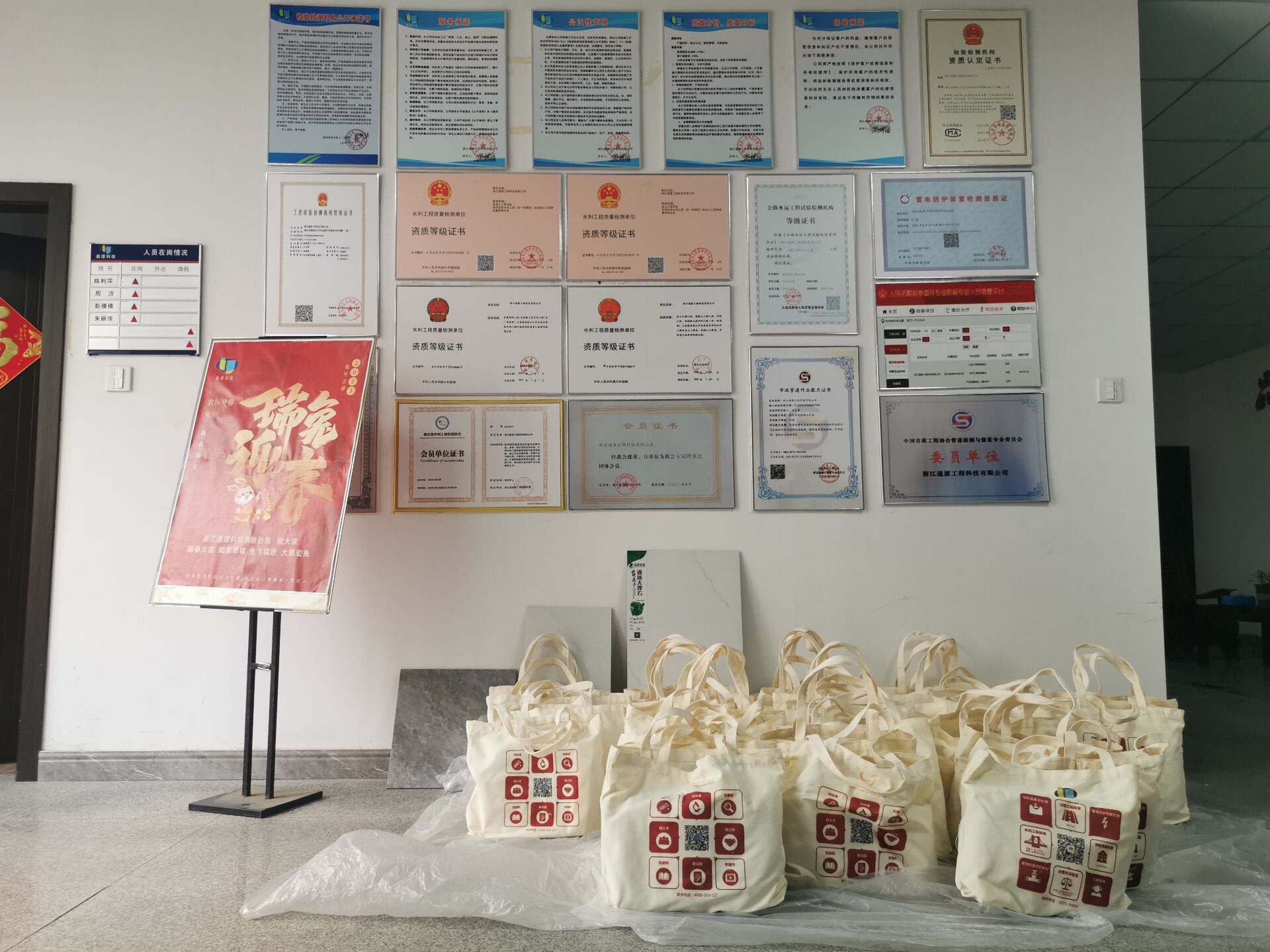 1674033348144077.jpg `VK7DZ781[AFWEY8$MFEJ0F.jpg